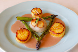 Scallops with Home Made Rhubarb Vinegar Butter Sauce