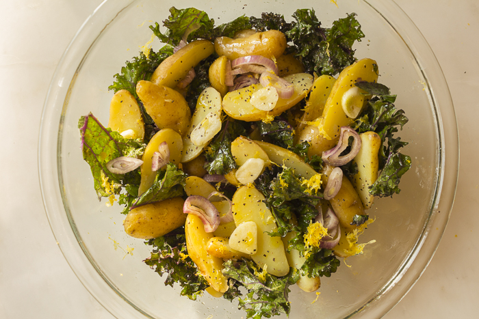 Steamed fingerlings with flavoring ingredients