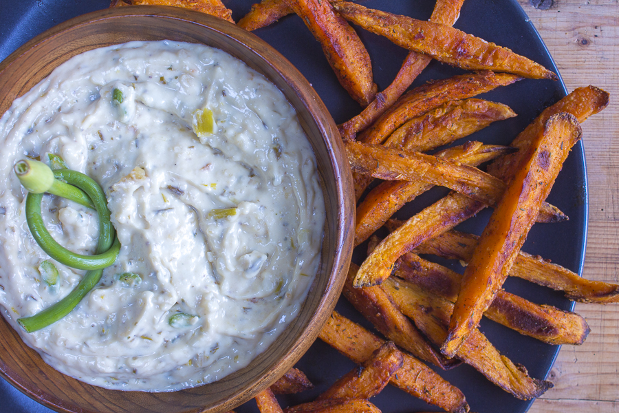 Healthy Roasted Garlic and Onion Dip