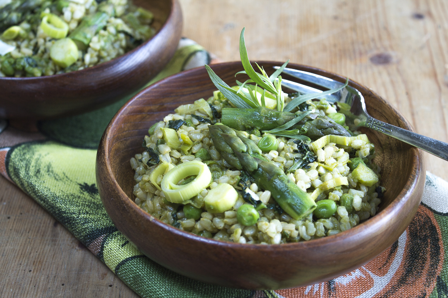 Healthy Brown Rice Risotto with Spring Vegetables