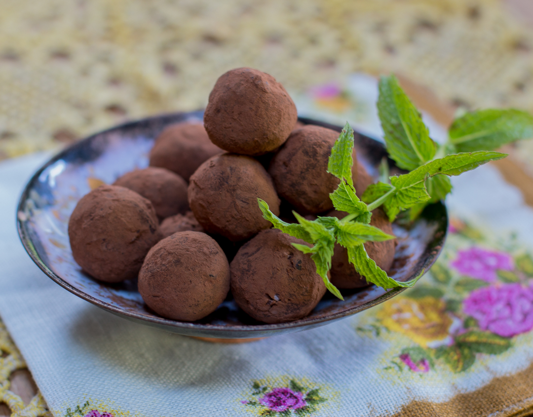 Fresh Mint Chocolate Truffles - Vegan