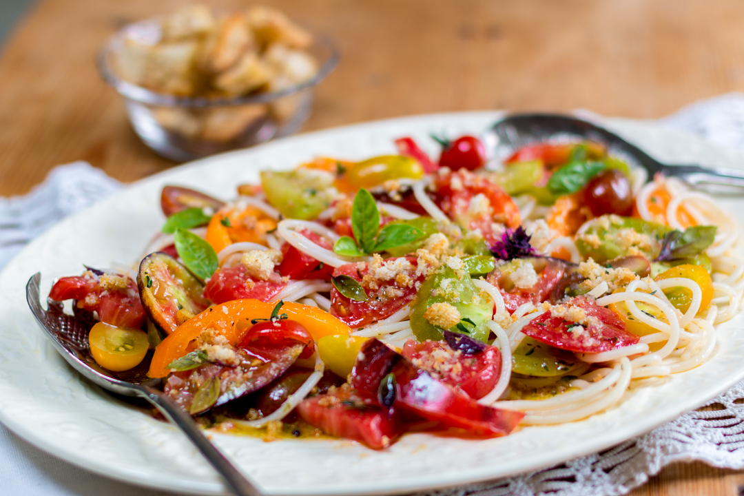 Heirloom Tomatoes Over Pasta with Garlic Breadcrumbs 