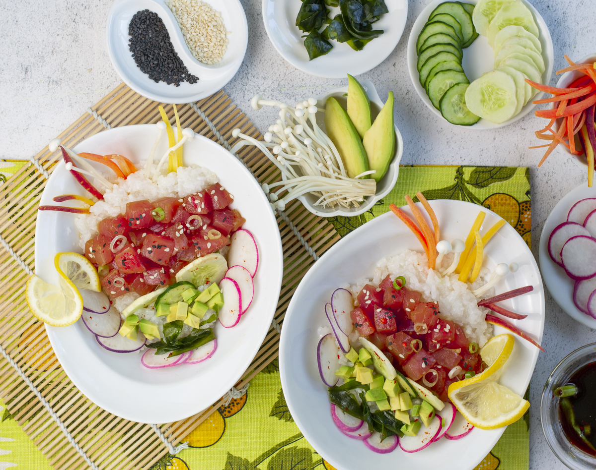 Poke Bowl with Fresh Tuna, Rice & Summer Veggies 