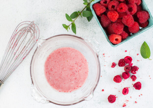 The best & easy raspberry glaze - vegan
