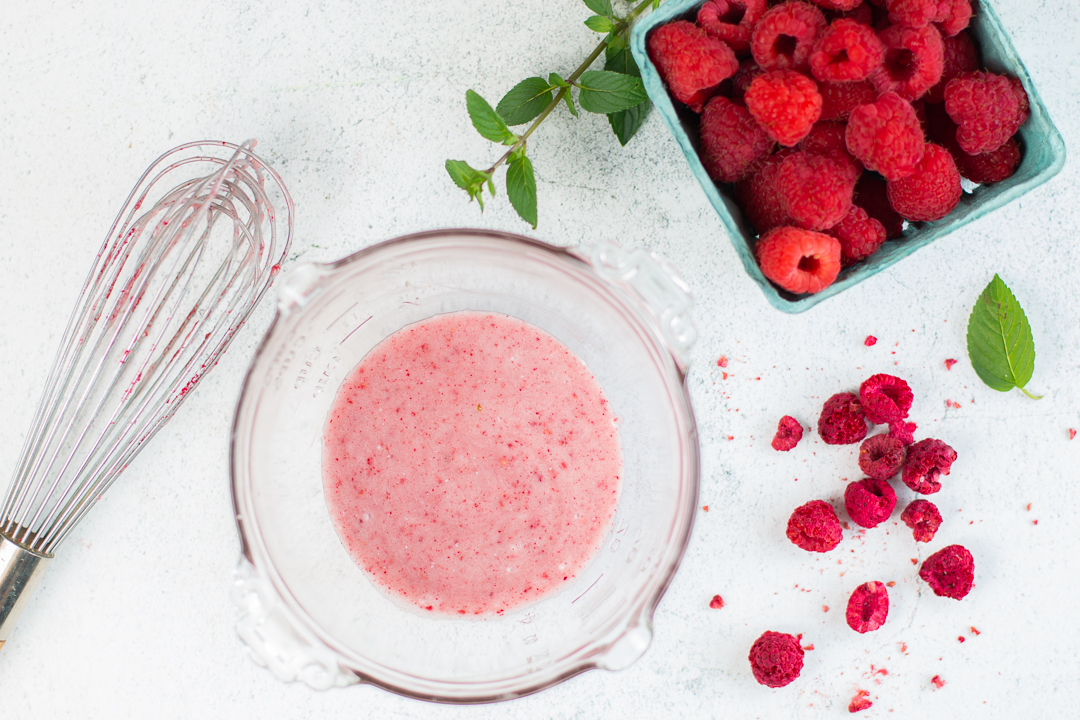 The best & easy raspberry glaze - vegan