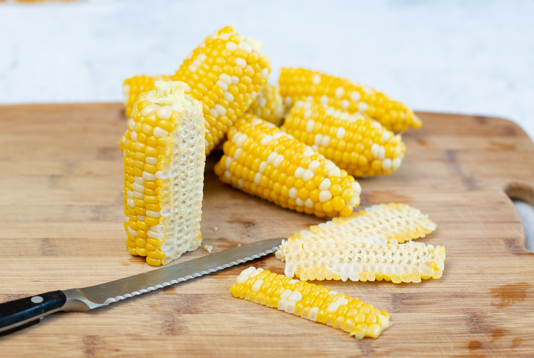 How to cut corn off the cob in strips - cool it first! 