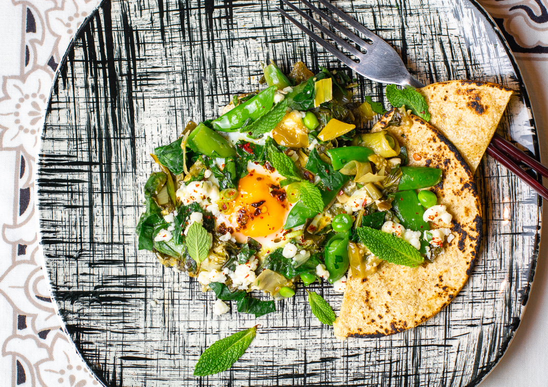 Southwestern Green Shakshuka with Corn Tortillas on a vintage plate 