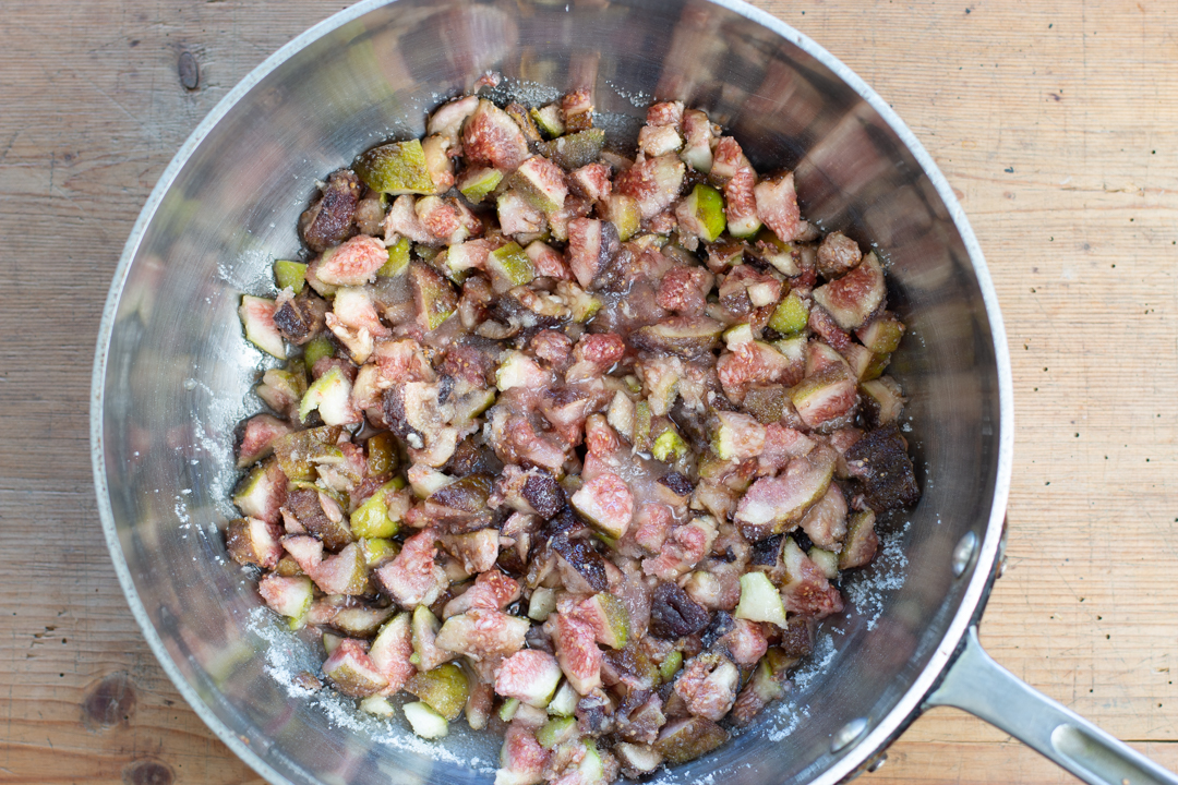 Add figs to the pot, top with sugar and mix in - let stand 1 hour 