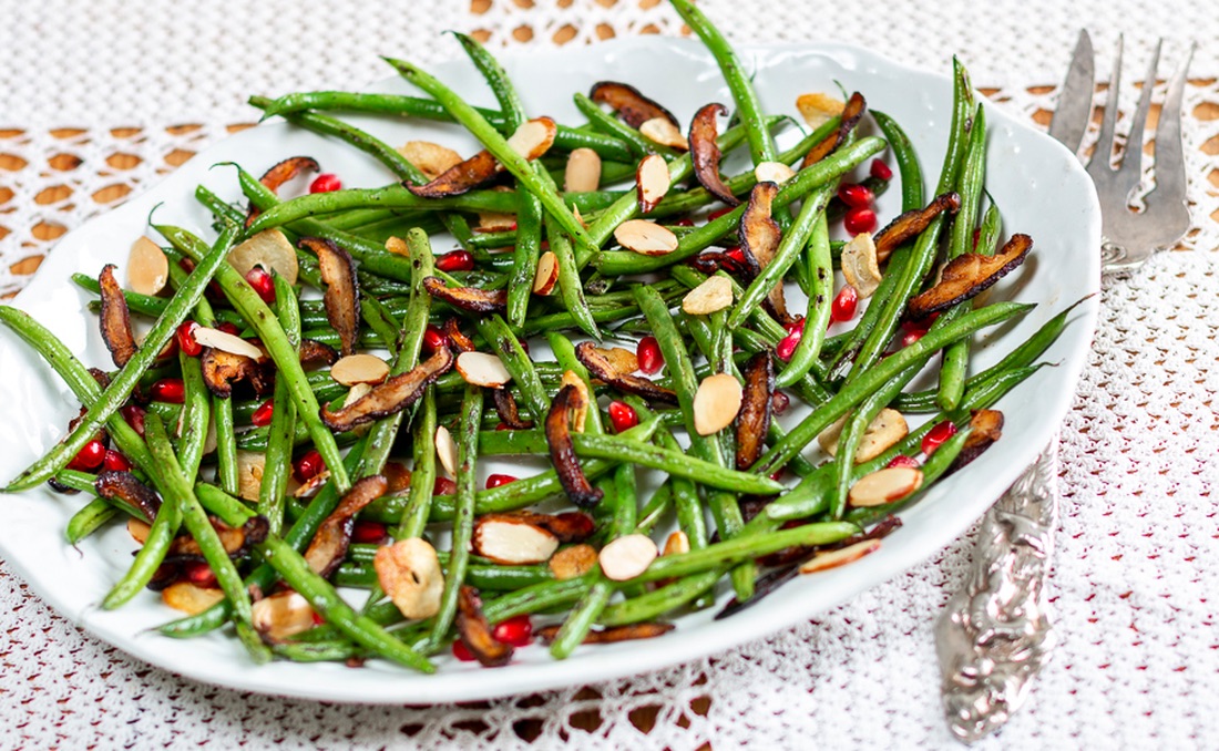 Haricot Vert with Garlic, Almonds, Pomegranate Seeds and Shiitake “Bacon” with Za’atar Seasoning