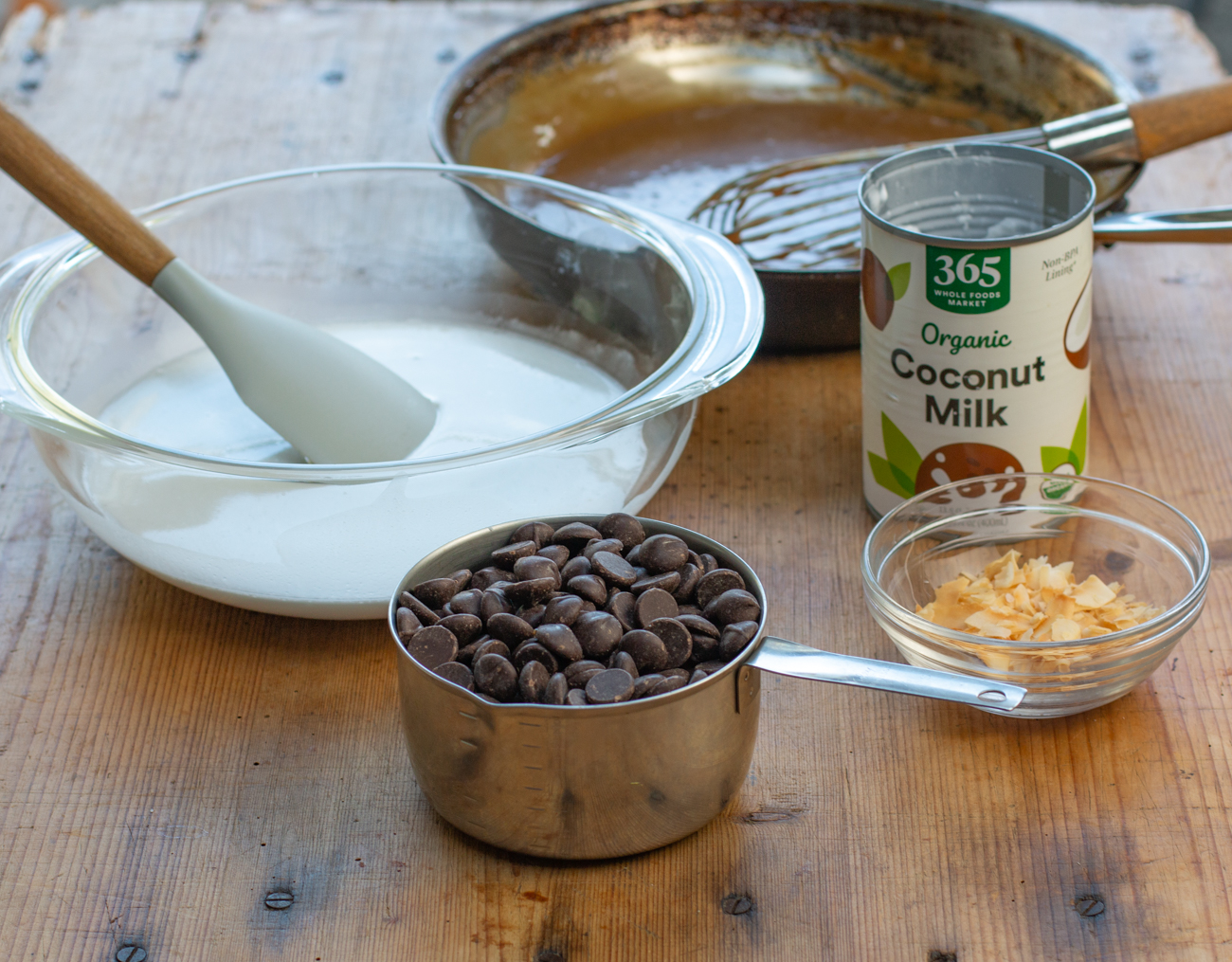 Ingredients for the Chocolate-Caramel Pie with Granola Coconut Crust - Vegan