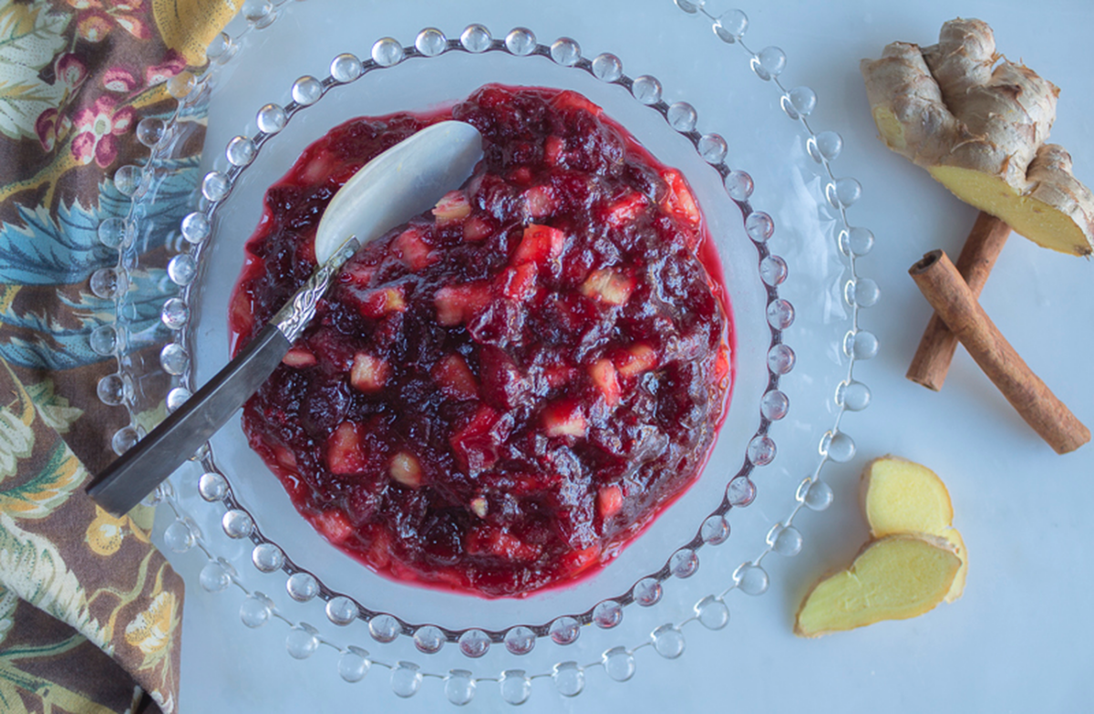 Chunky Cranberry Sauce with Pineapple and Ginger