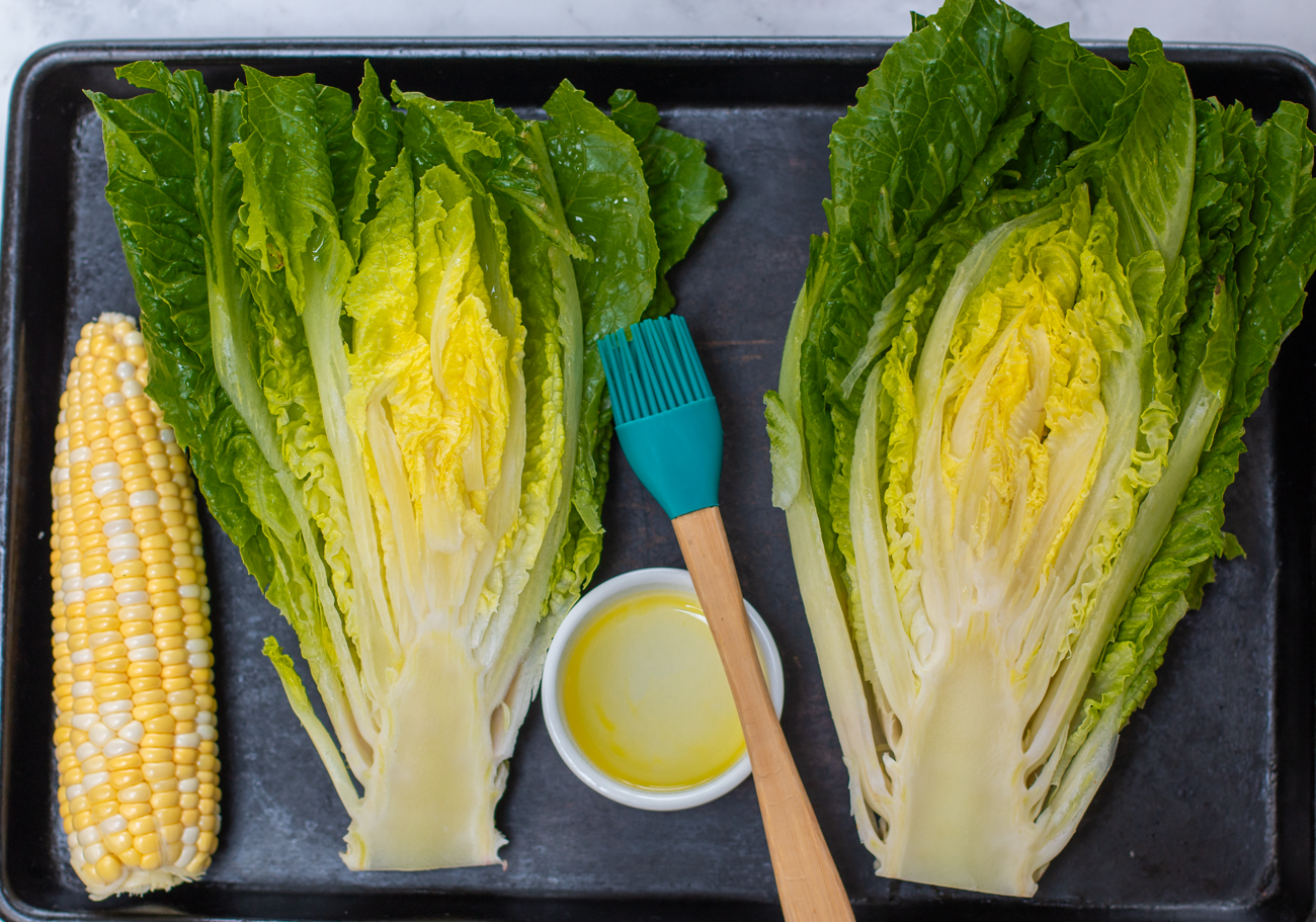 Cut & ready to grill: Romaine Lettuce & Corn 