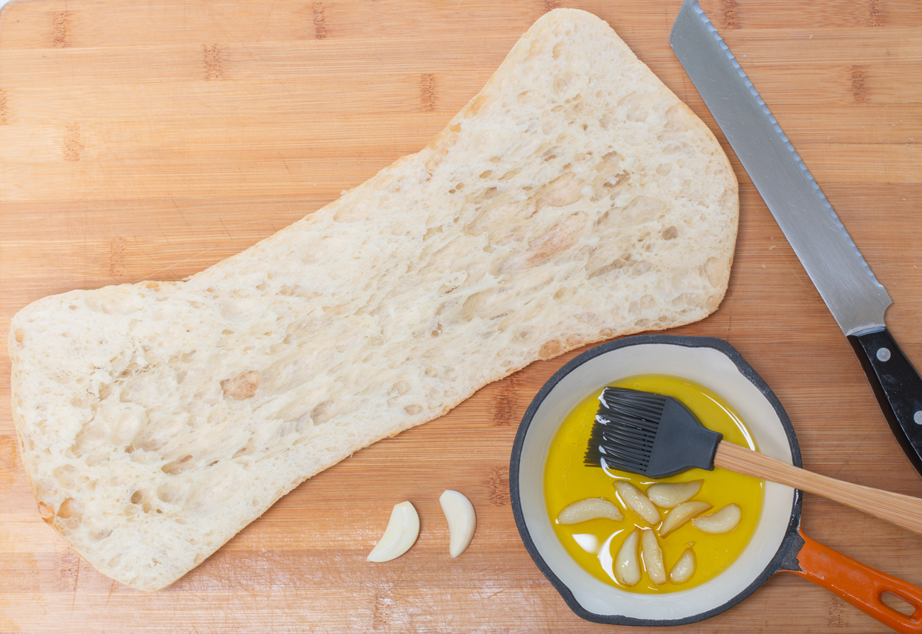 Turkish bread I like best for "Pan con Tomate"