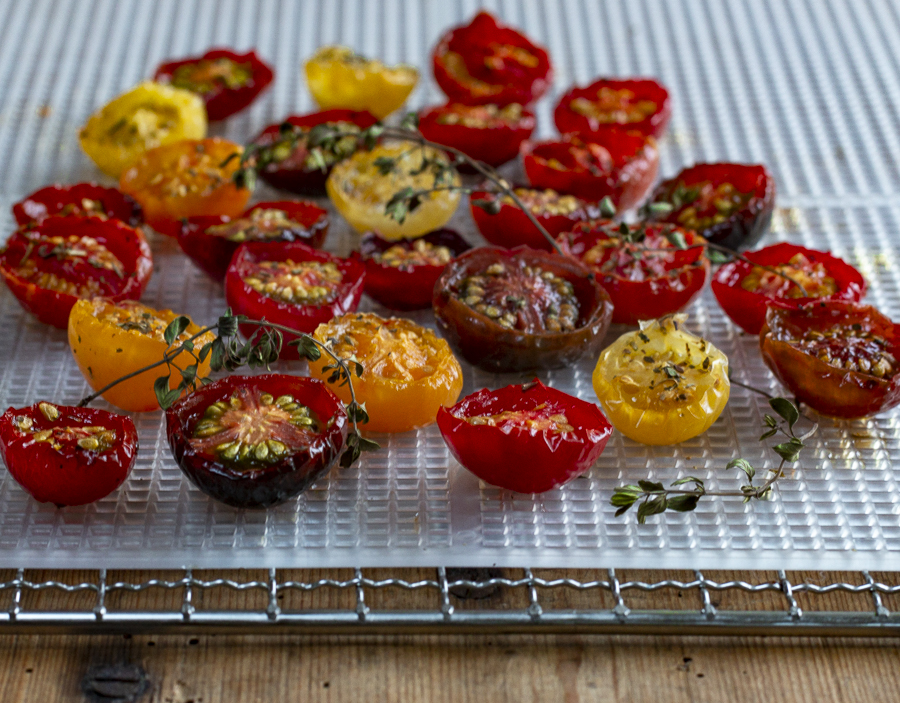 Dehydrated Cherry Tomatoes packed in Jars with Olive Oil and Thyme