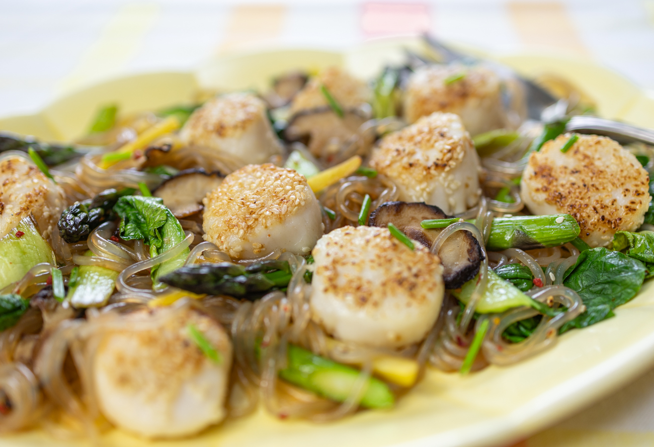 Sesame Sea Scallops with Gingery Asian-ish Glass Noodles
