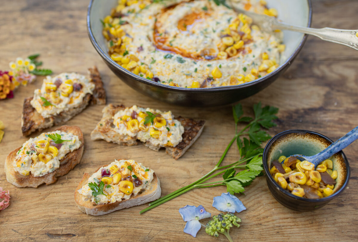 Grilled Corn & Red Onion Dip a   la Plancha