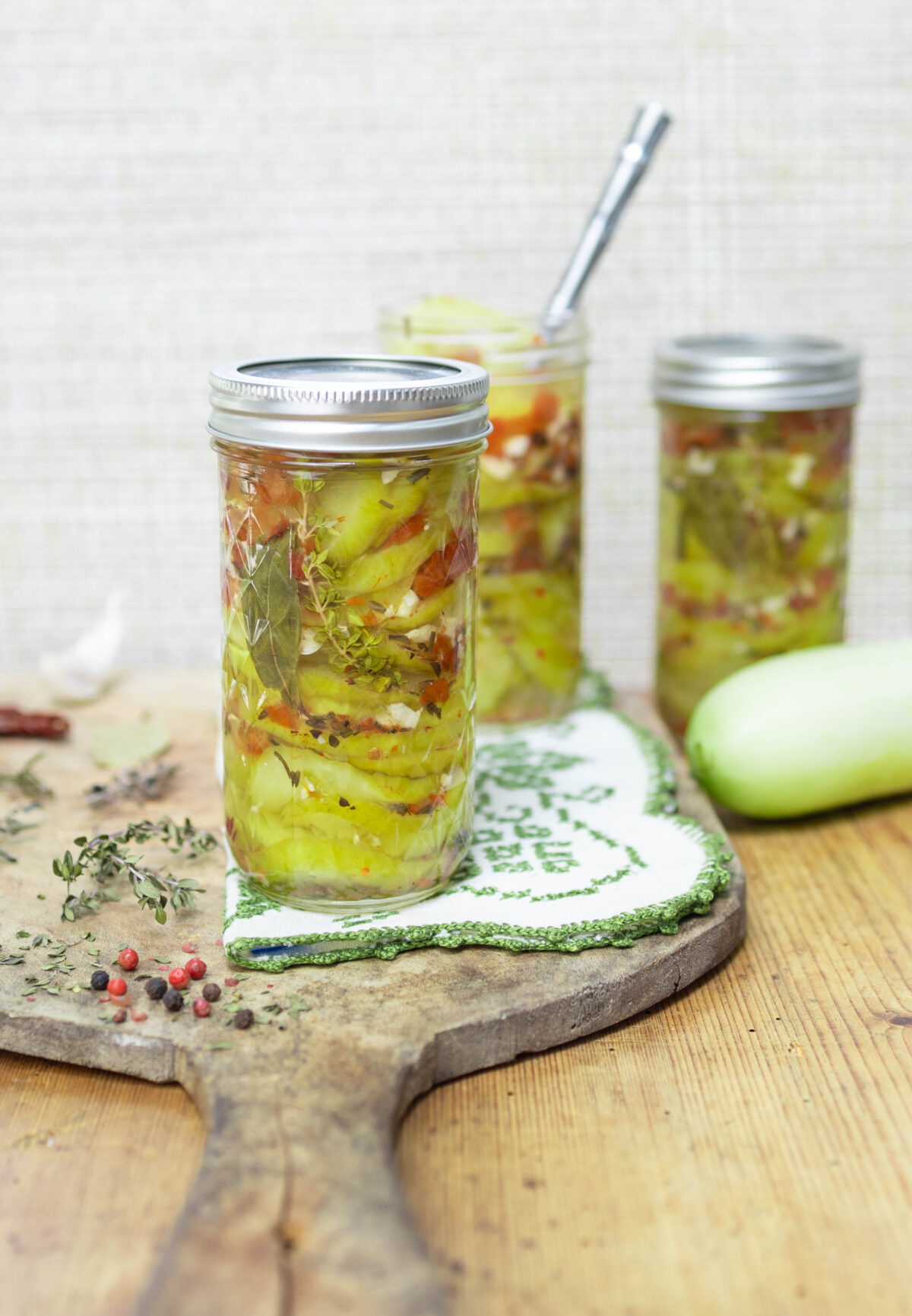 Fantastico Italian-Style Pickles with Herbs, Garlic and Sun-Dried Tomatoes